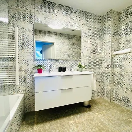 Apartament New 2bedrooms Flat In Limpertsberg-61